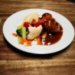 Deliona Foods Beef Rissoles and Vegetables - G/F