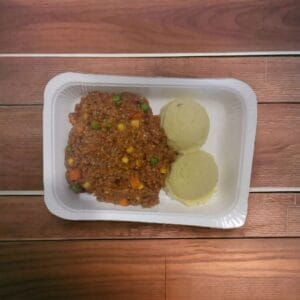 Deliona Foods savoury mince with potato mash pre made ready to heat and serve